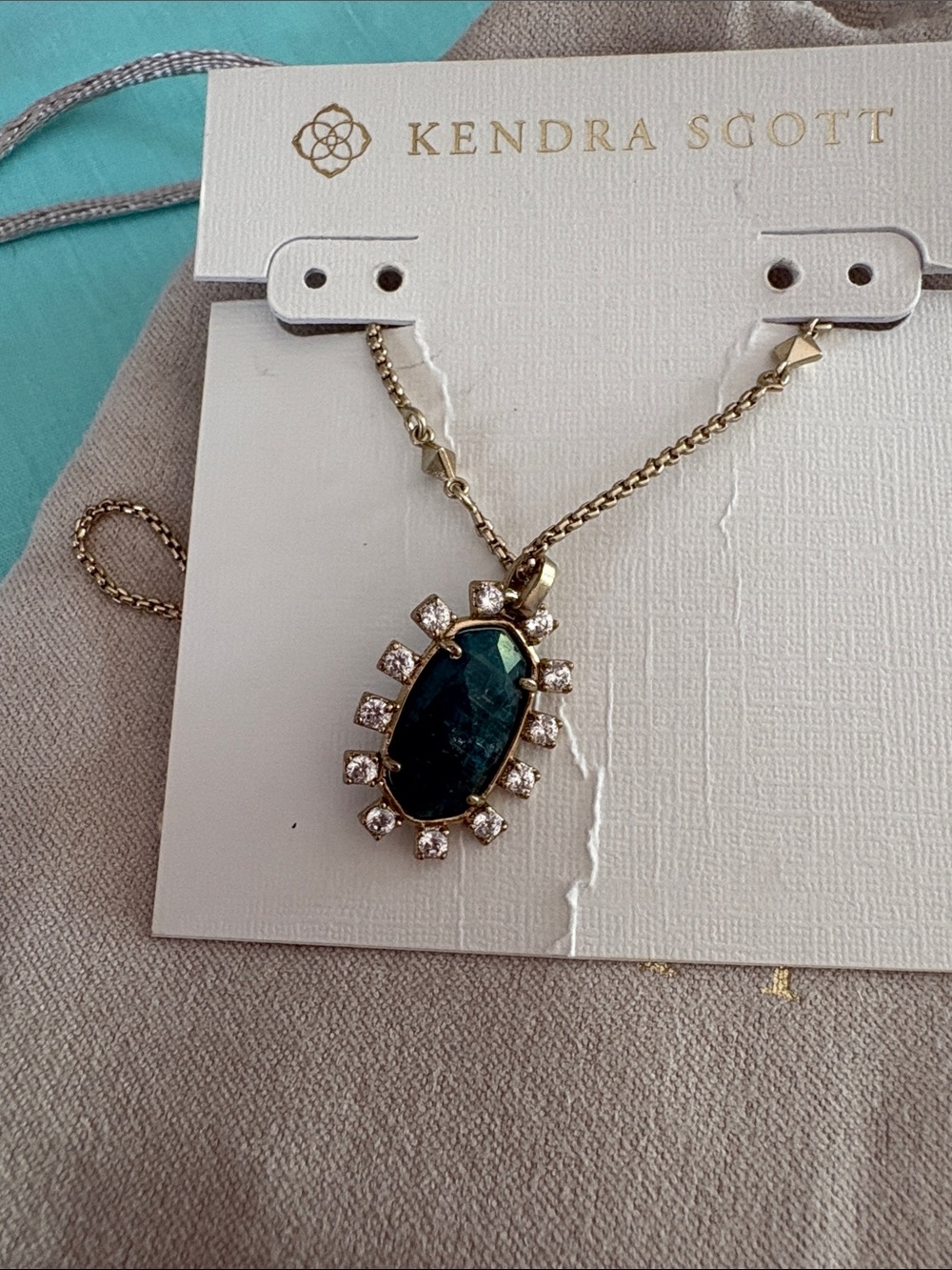 Nwt Kendra Scott Necklace Gold with Teal blue stone, cubic zirconia stones - Picture 5 of 5